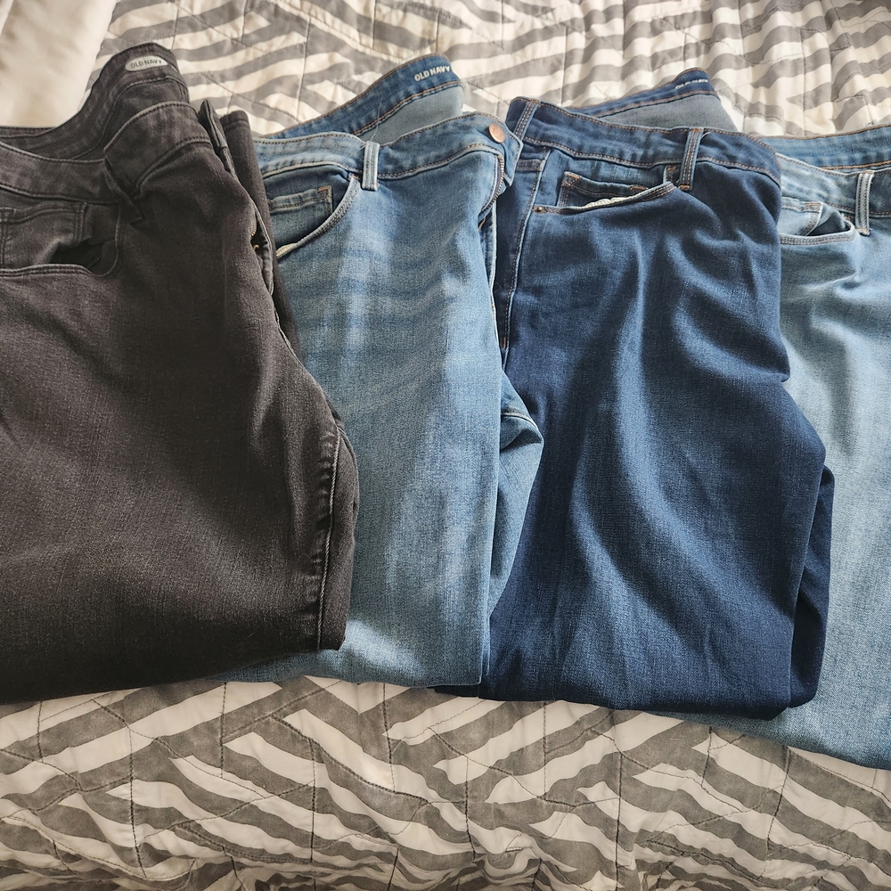 Old Navy Mixed Denim Jeans Bundle - Black and 3 Blue Pairs